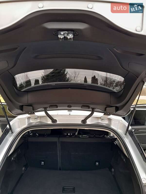 Универсал Renault Megane 2018 в Дубно