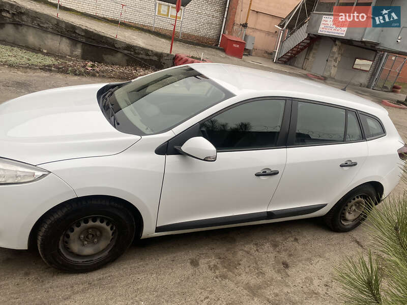 Универсал Renault Megane 2011 в Днепре фото 5 Универсал Renault Megane 2011 в Днепре