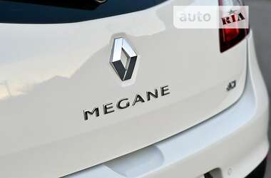 Хэтчбек Renault Megane 2015 в Дубно