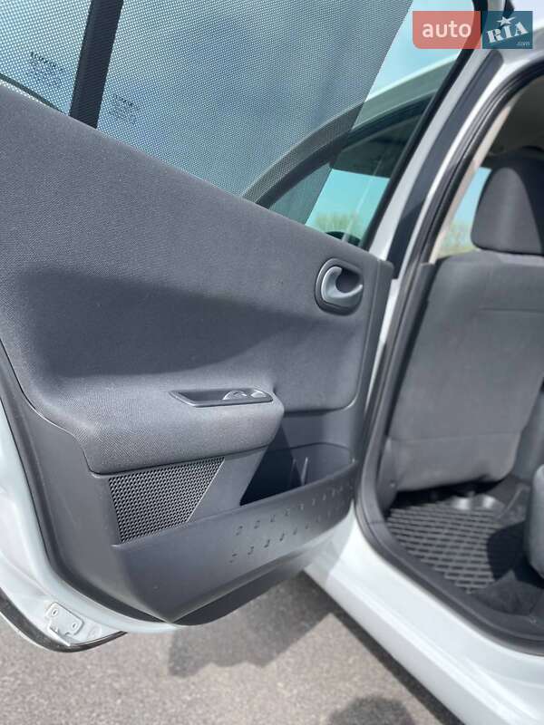 Седан Renault Megane 2008 в Дубно