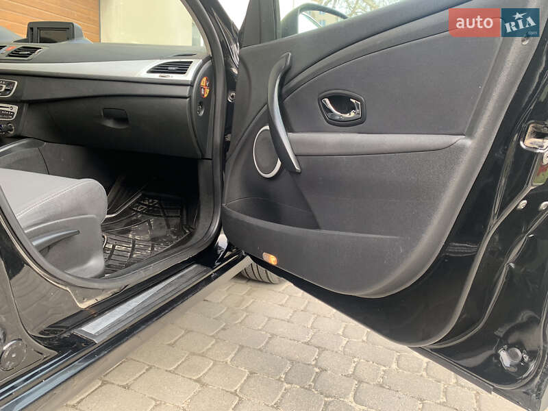 Хетчбек Renault Megane 2012 в Тернополі