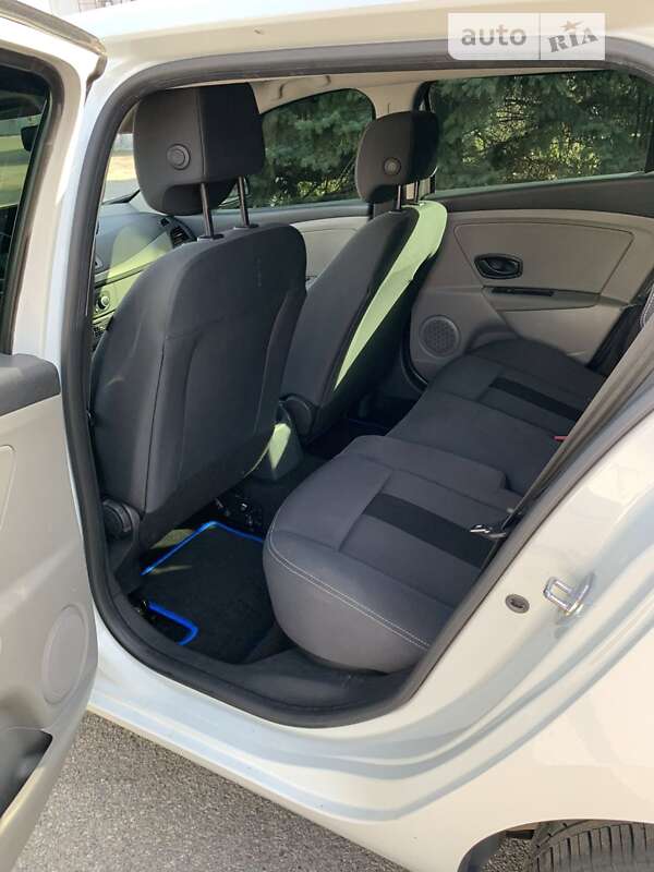 Універсал Renault Megane 2011 в Запоріжжі