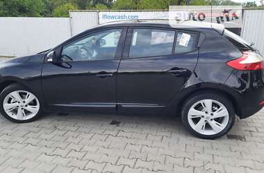 Хэтчбек Renault Megane 2012 в Снятине