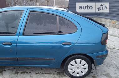 Хэтчбек Renault Megane 1996 в Маньковке