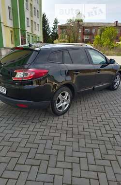 Универсал Renault Megane 2014 в Ромнах