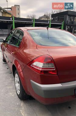 Седан Renault Megane 2006 в 