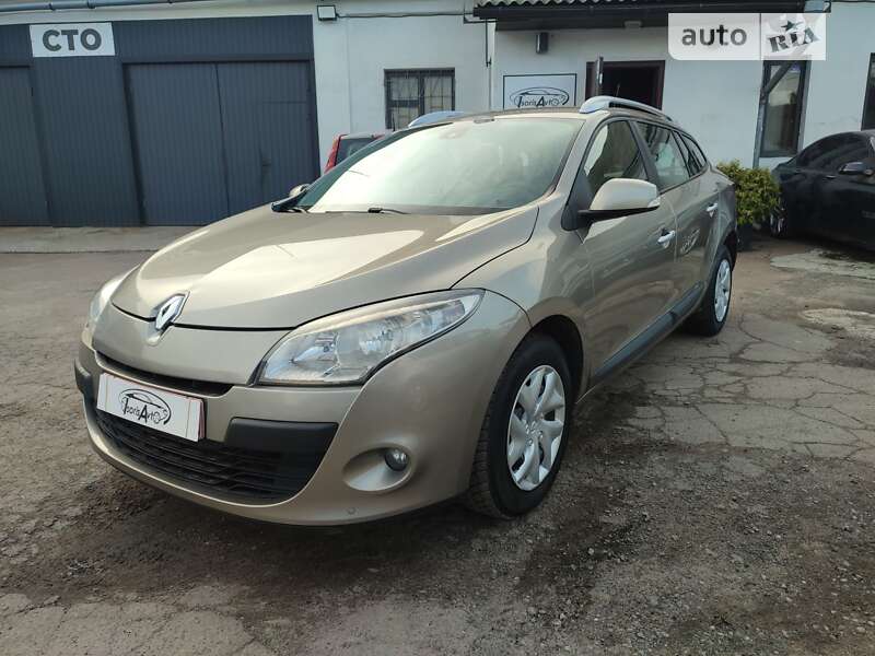 Универсал Renault Megane 2010 в Чернигове