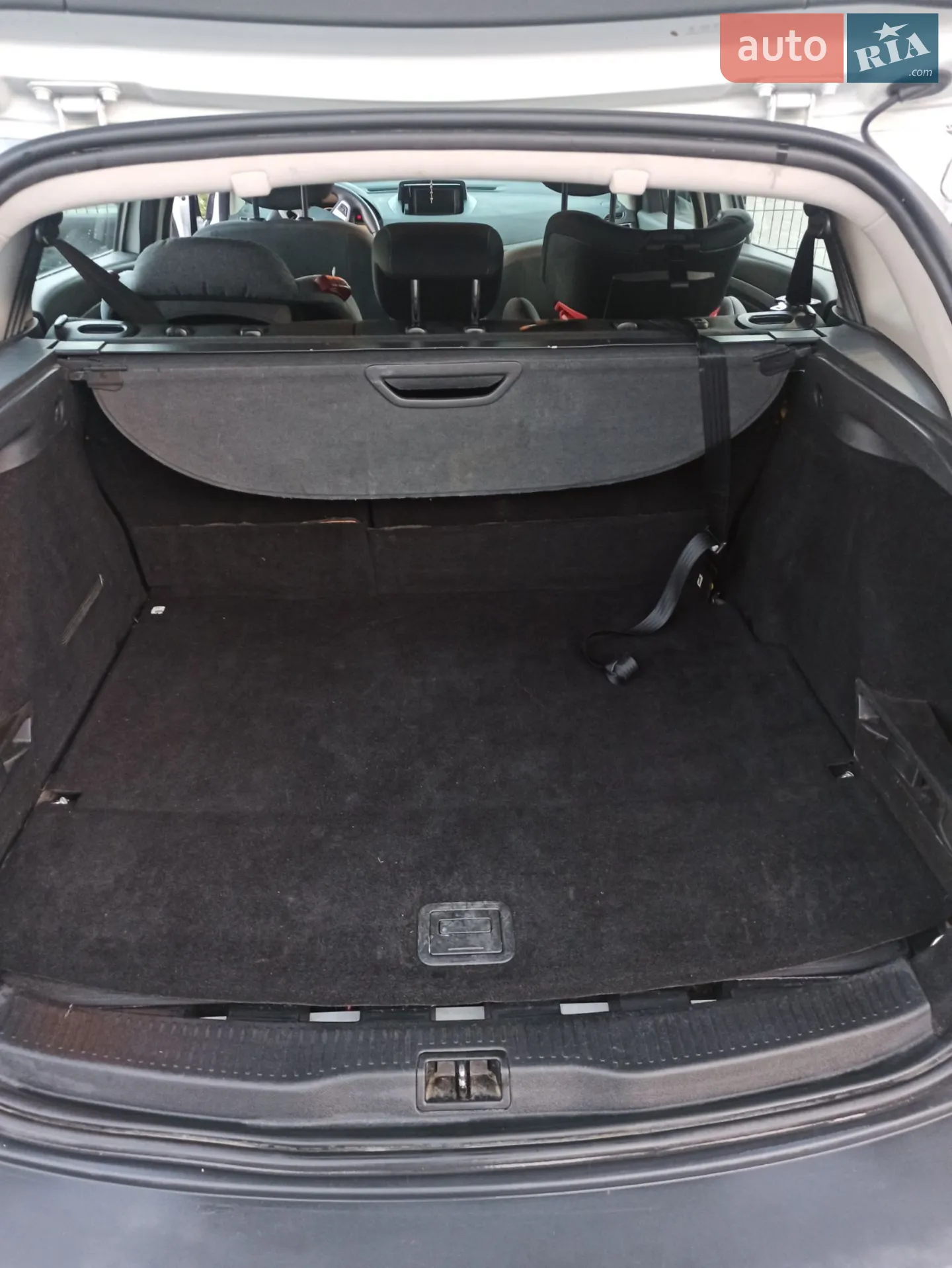 2012 Renault Megane - мініатюра 9