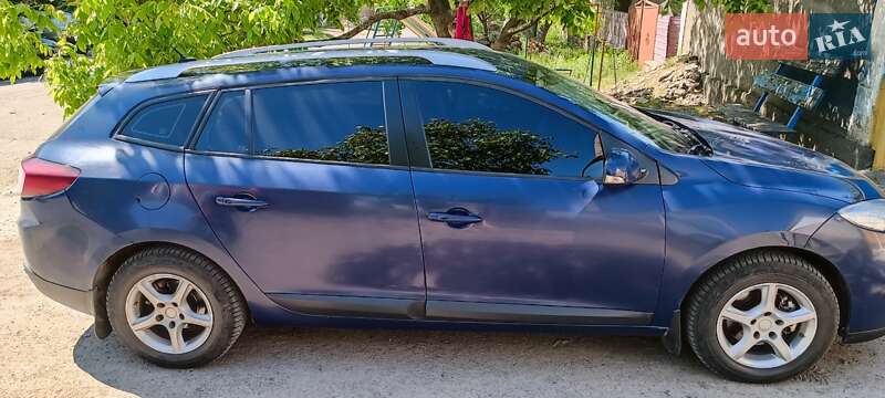 Универсал Renault Megane 2012 в Южноукраинске