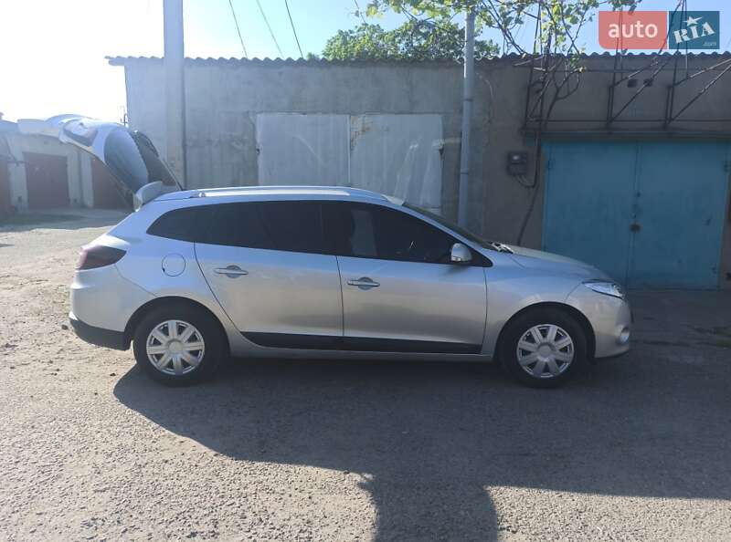 Універсал Renault Megane 2011 в Ізмаїлі фото 7 Універсал Renault Megane 2011 в Ізмаїлі