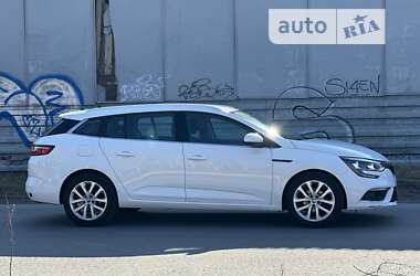 Универсал Renault Megane 2017 в Коростене