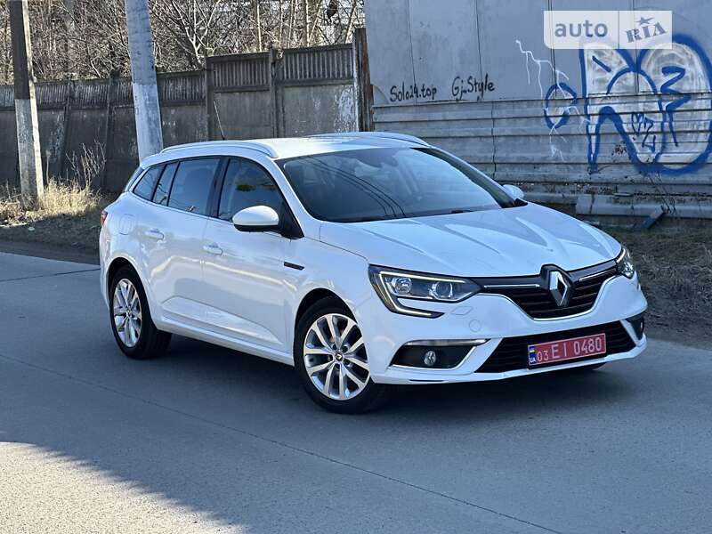 Универсал Renault Megane 2017 в Коростене