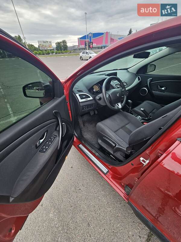 Хэтчбек Renault Megane 2010 в Запорожье