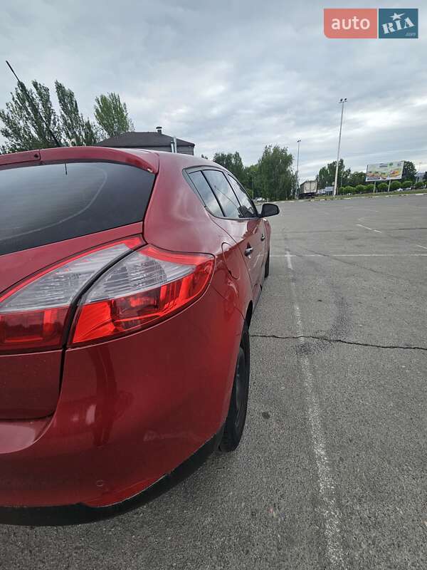 Хэтчбек Renault Megane 2010 в Запорожье