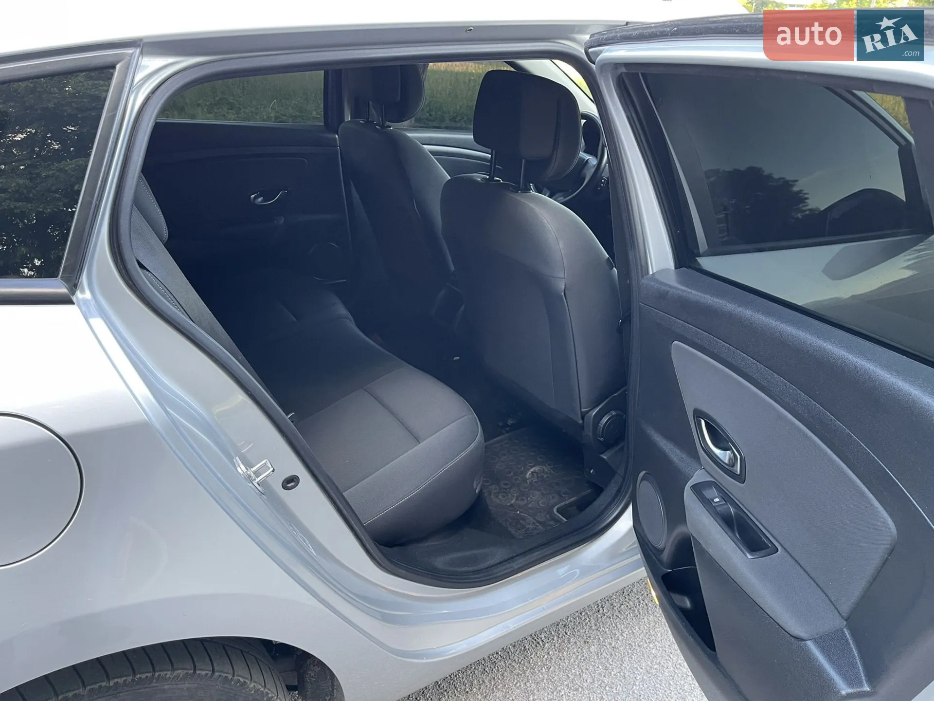 2010 Renault Megane - мініатюра 10