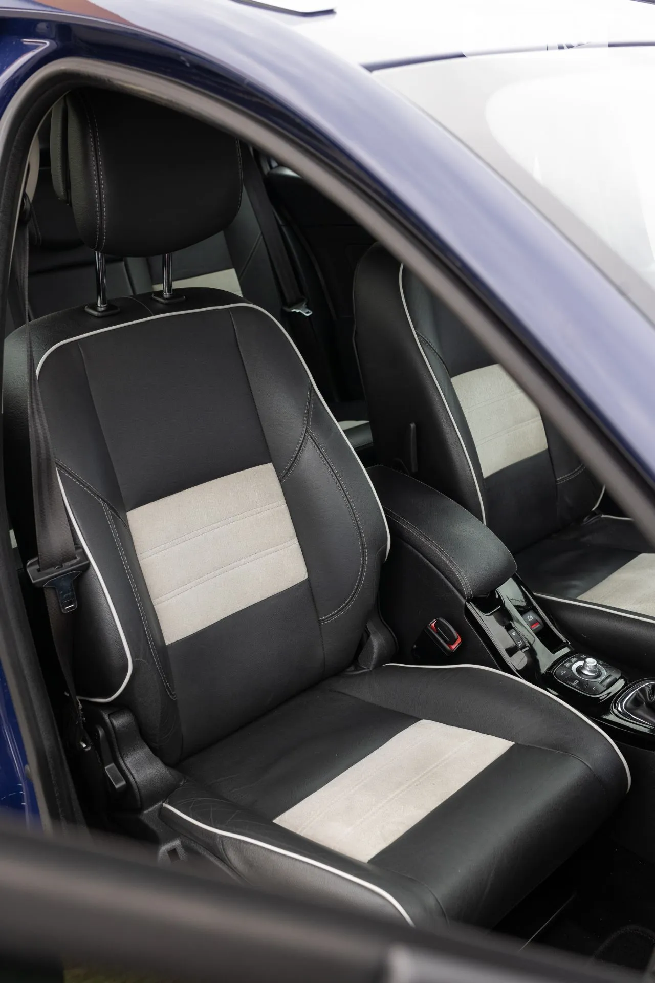 2012 Renault Megane - мініатюра 75