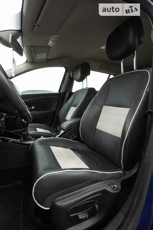 Renault Megane 2012 VIN VF1KZ140647976508 фото оголошення 91 з 132