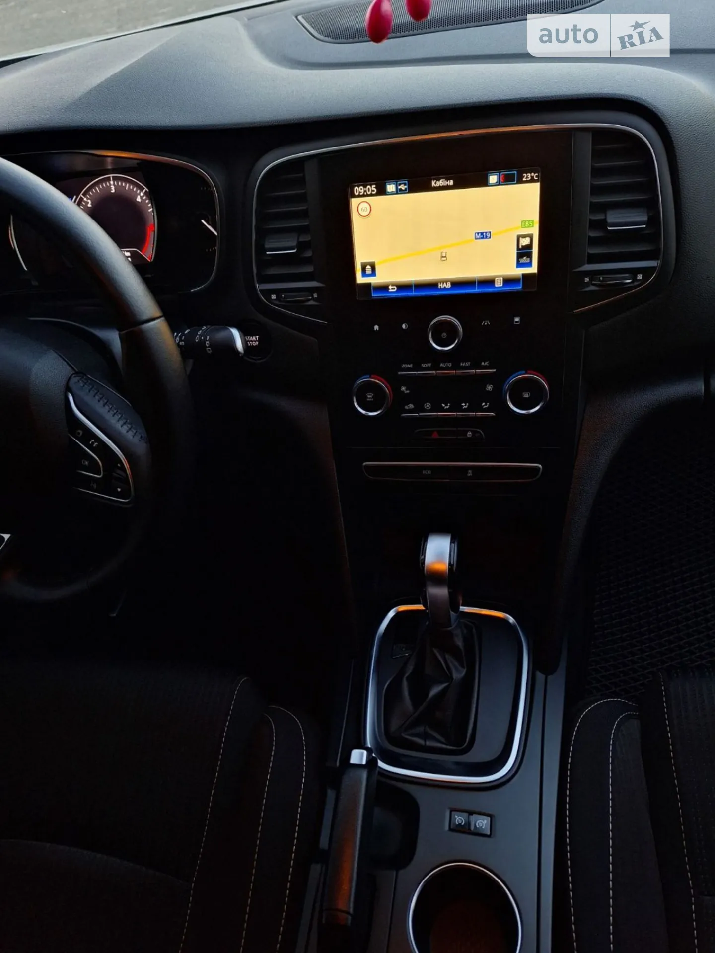 2019 Renault Megane - мініатюра 42