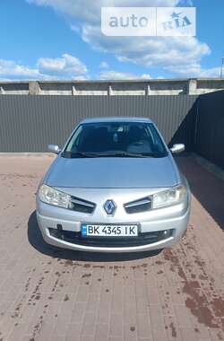 Седан Renault Megane 2008 в Сарнах