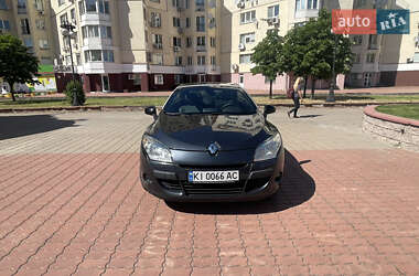 Кабриолет Renault Megane 2011 в 