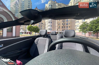 Кабриолет Renault Megane 2011 в 