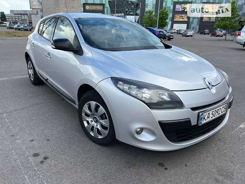 Хэтчбек Renault Megane 2011 в Киеве