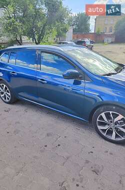 Универсал Renault Megane 2016 в 