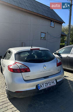 Хетчбек Renault Megane 2011 в Буковеле