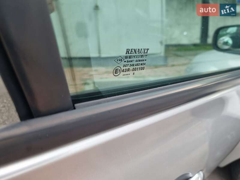 Універсал Renault Megane 2005 в Києві фото 29 Універсал Renault Megane 2005 в Києві