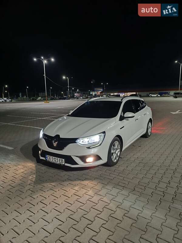 Універсал Renault Megane 2017 в Чернівцях