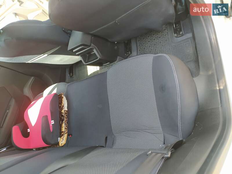 Хэтчбек Renault Megane 2016 в Киеве