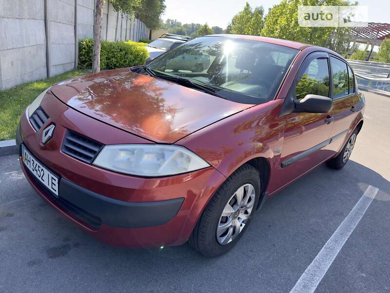 Седан Renault Megane 2004 в Днепре