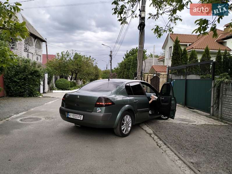 Седан Renault Megane 2006 в Києві