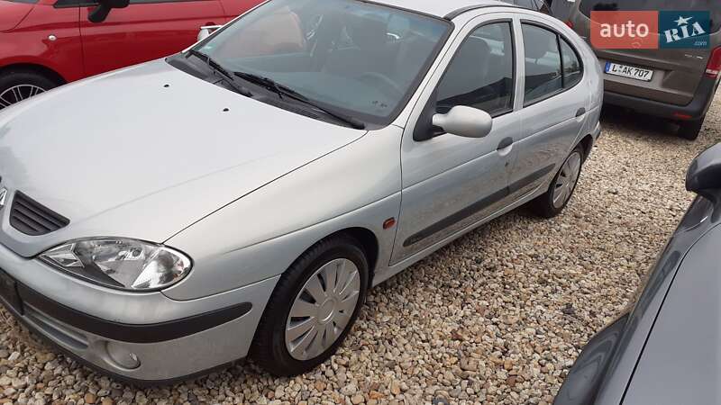 Хетчбек Renault Megane 2001 в Черкасах