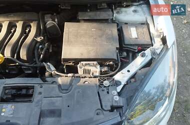 Хэтчбек Renault Megane 2015 в 