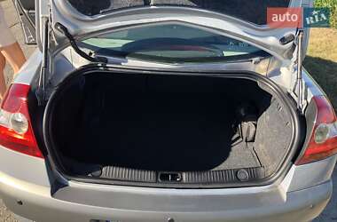 Седан Renault Megane 2005 в 