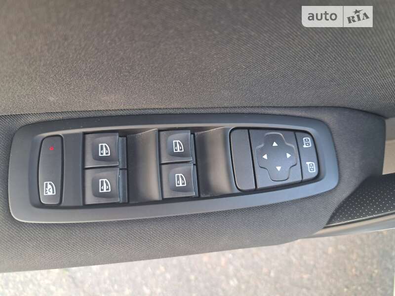 Седан Renault Megane 2021 в Кропивницком