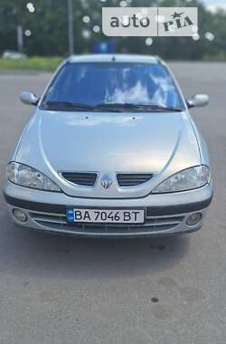 Седан Renault Megane 2000 в Боровах