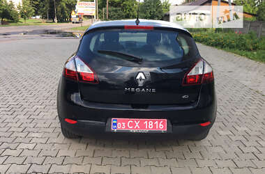 Хэтчбек Renault Megane 2015 в Дубно