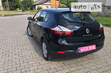 Хэтчбек Renault Megane 2015 в Дубно