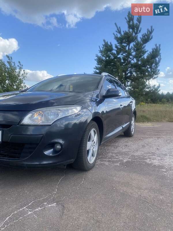 Универсал Renault Megane 2010 в Чернигове