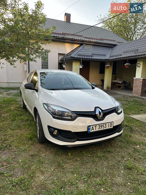 Хэтчбек Renault Megane 2014 в Ивано-Франковске