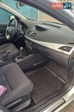 Универсал Renault Megane 2011 в 