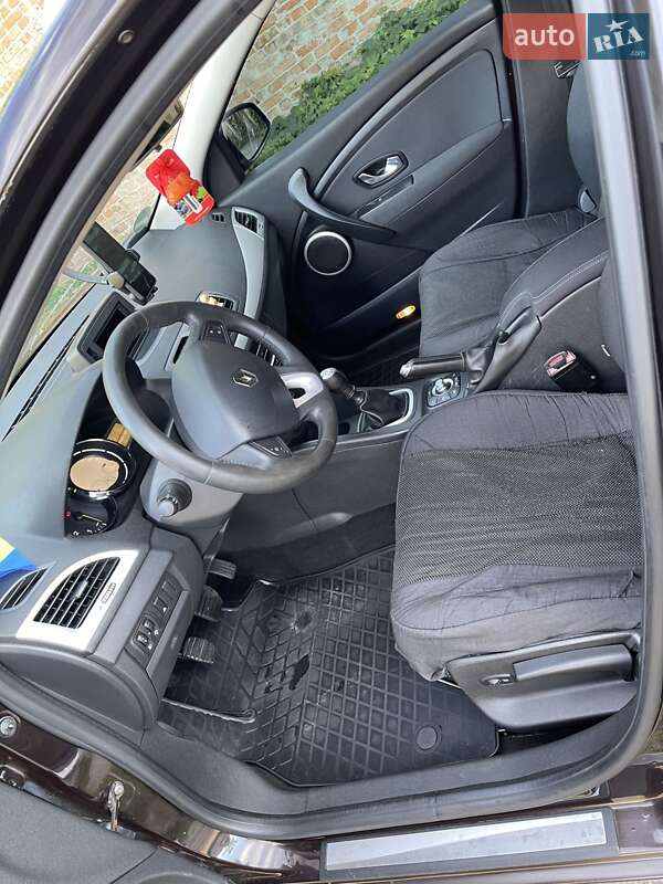 Универсал Renault Megane 2011 в Лубнах