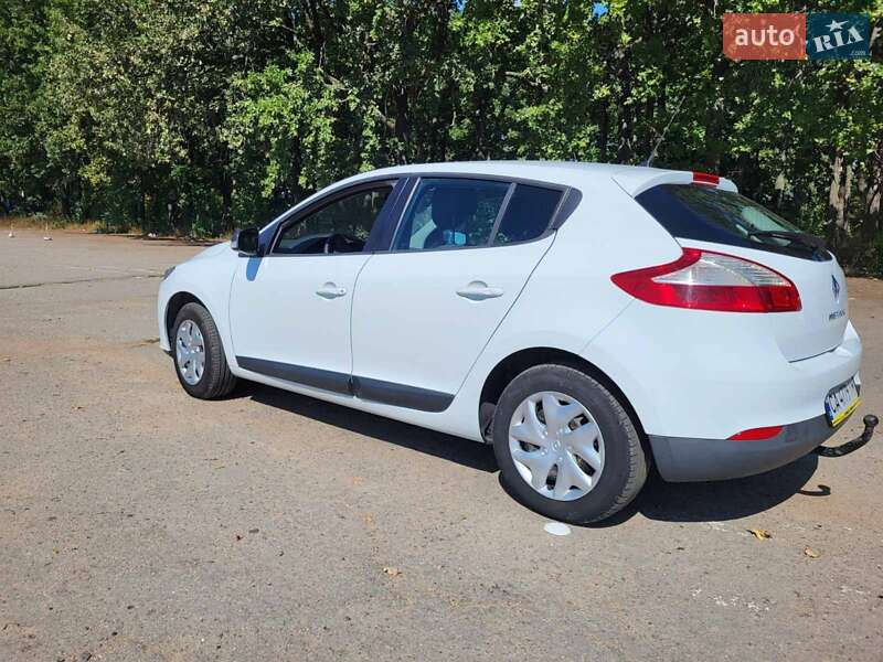 Хэтчбек Renault Megane 2014 в Умани