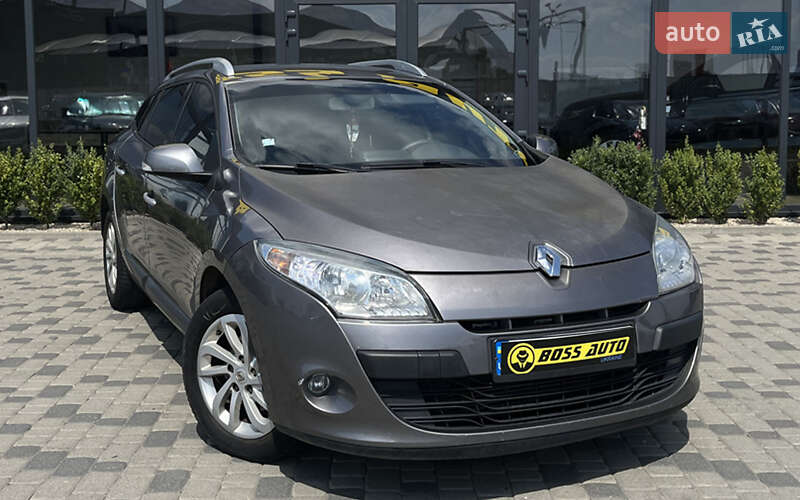 Универсал Renault Megane 2011 в 