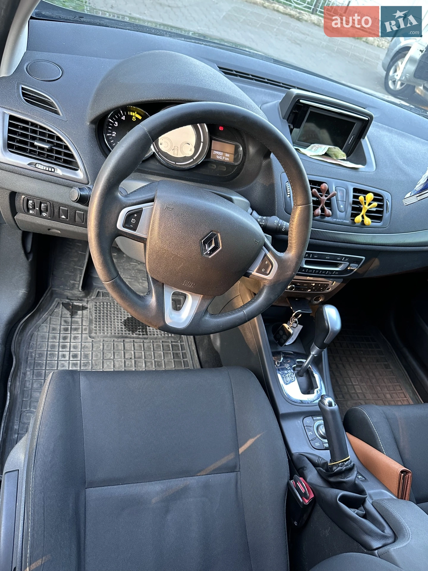 2012 Renault Megane - мініатюра 12
