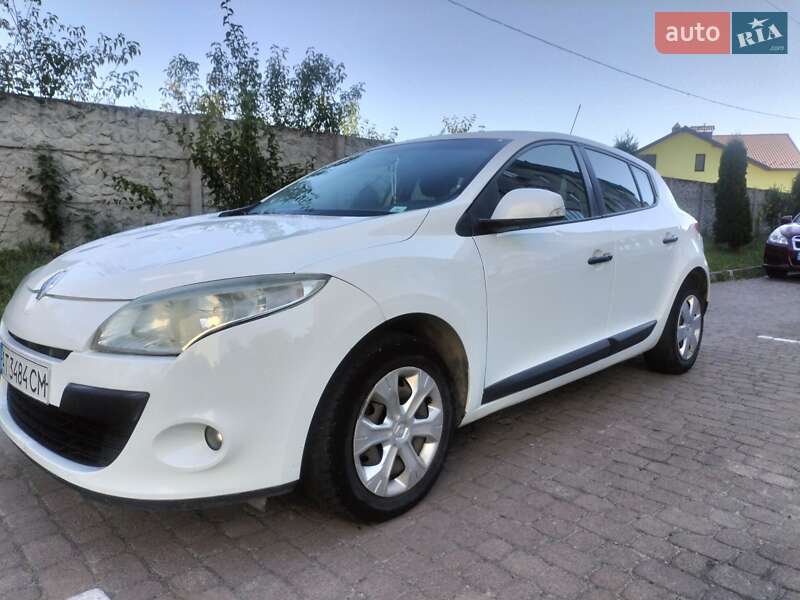 Хетчбек Renault Megane 2012 в Івано-Франківську фото 8 Хетчбек Renault Megane 2012 в Івано-Франківську
