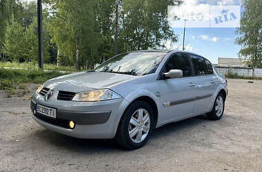 Седан Renault Megane 2004 в Новояворовске