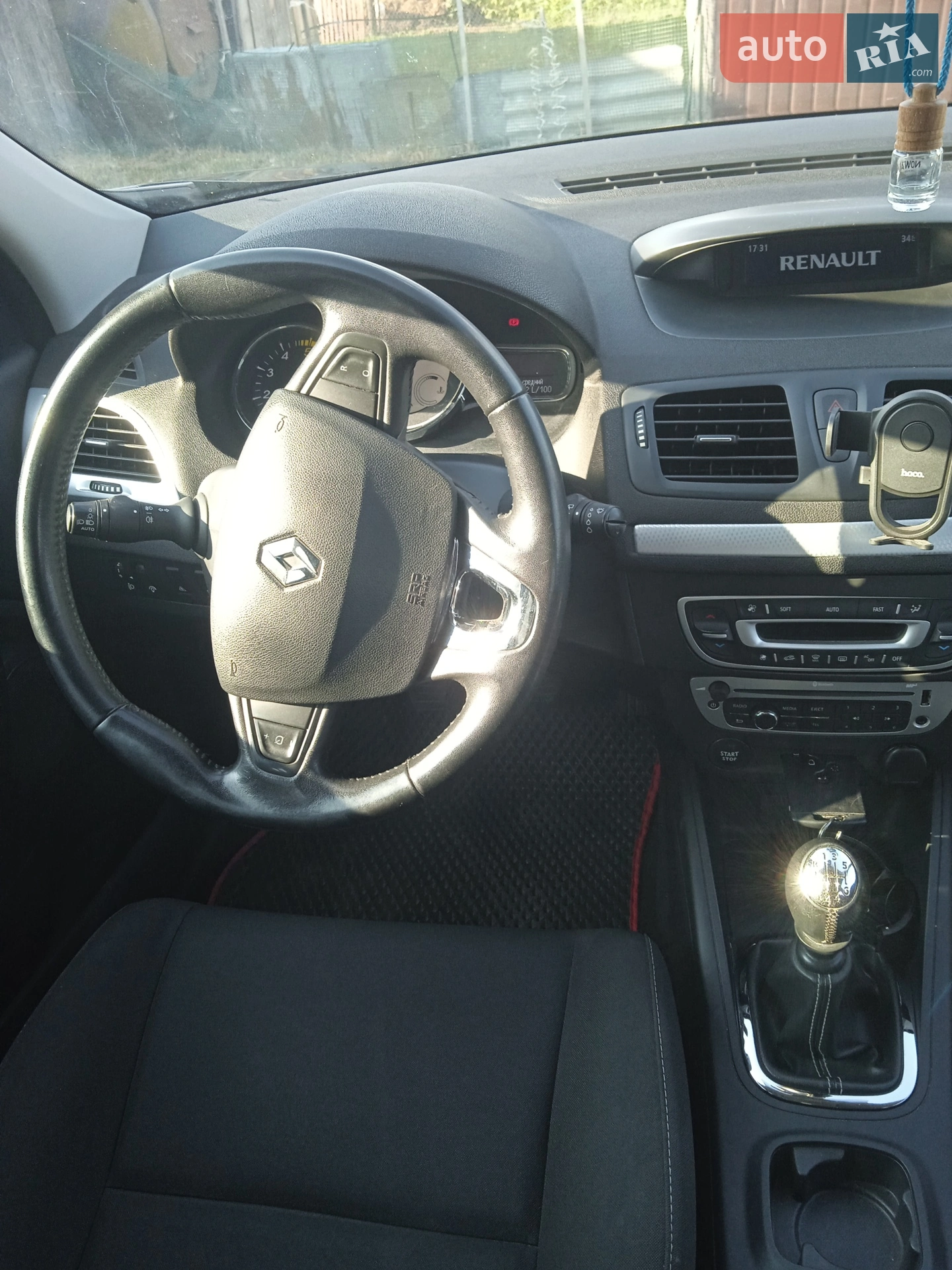 2014 Renault Megane - мініатюра 23